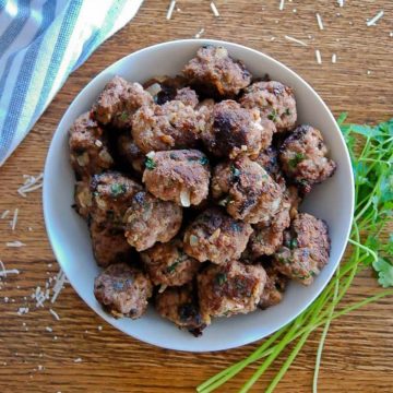 meatballs in bowl