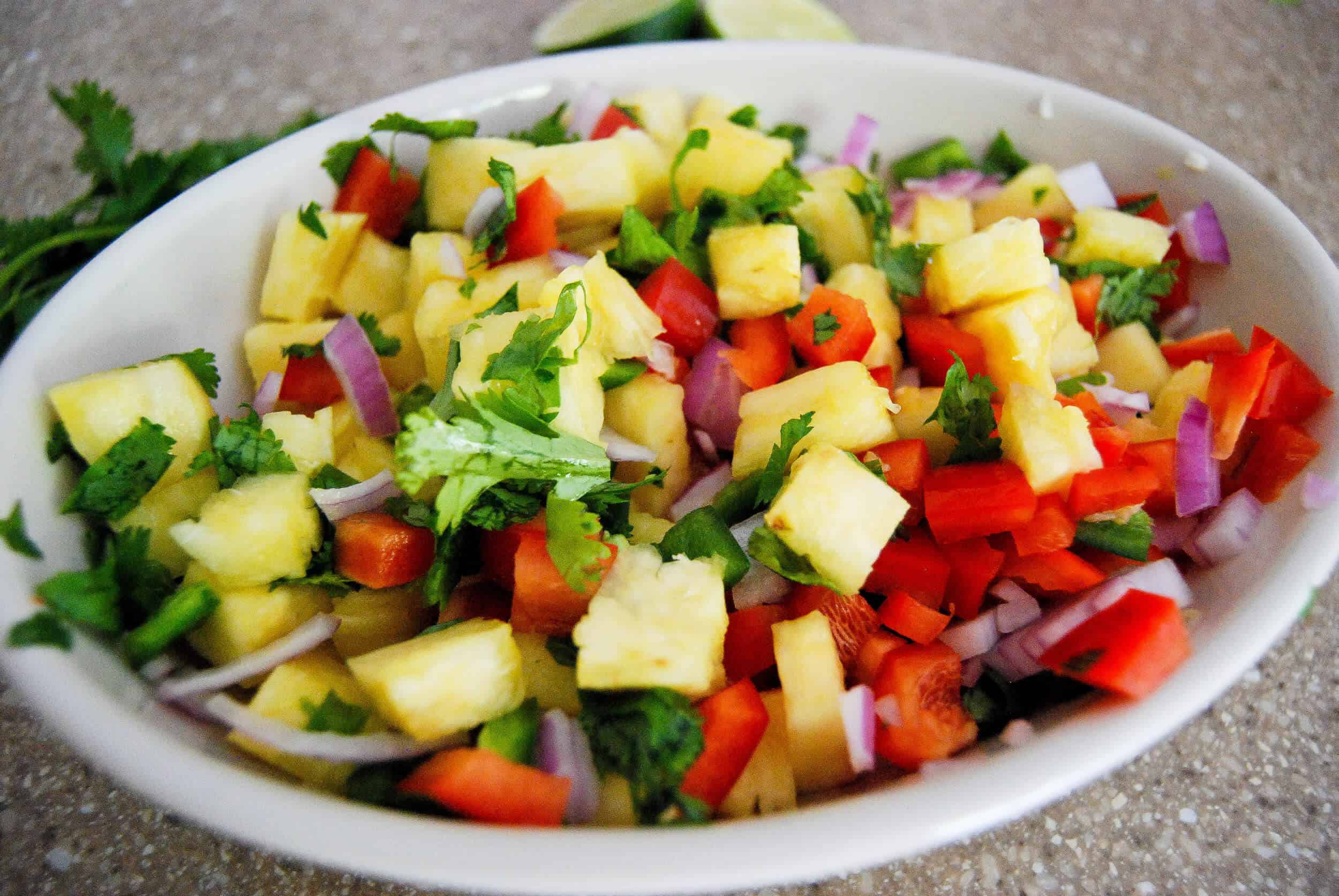 pineapple salsa in bowl.