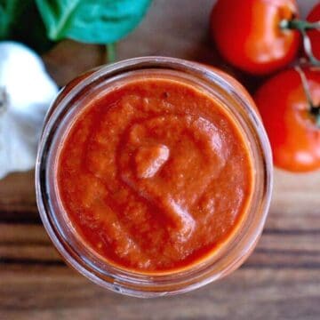 homemade pizza sauce in jar