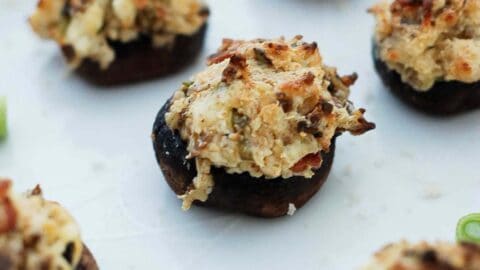 Easy-to-Make Stuffed Mushrooms with Creamy Cheese Filling