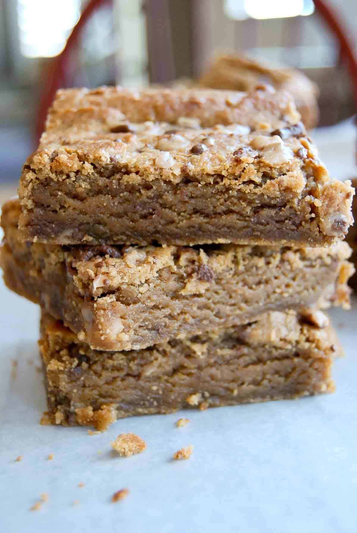 peanut butter blondies, stacked view from the side.