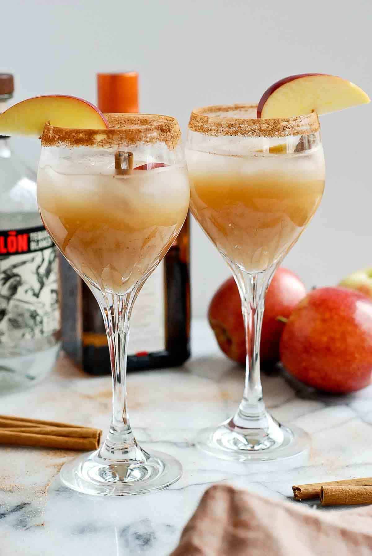 apple cider margaritas, view from the side.