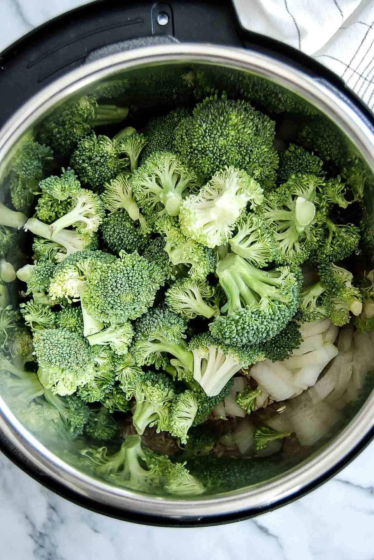 chicken and broccoli in crockpot.