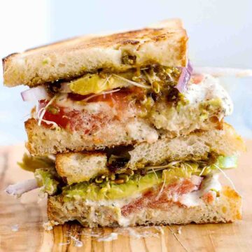 how to make joe and the juice spicy tuna sandwich