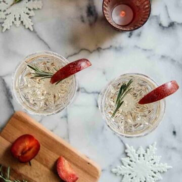 top down view of sugarplum spritz cocktails in glasses.